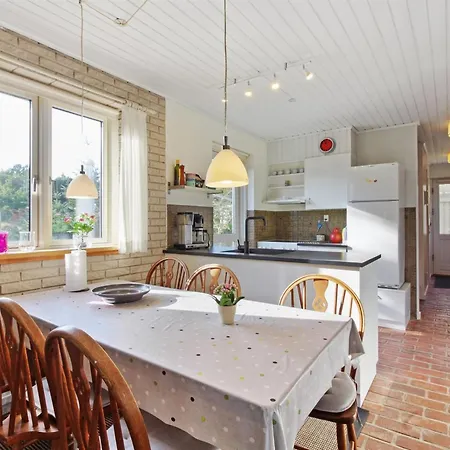 Laurin - 600m From The Sea By Interhome Feriehus *